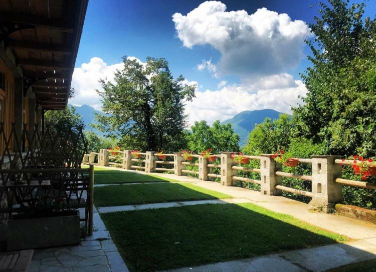 Agriturismo La Selvaggia Mandello del Lario Ngoại thất bức ảnh